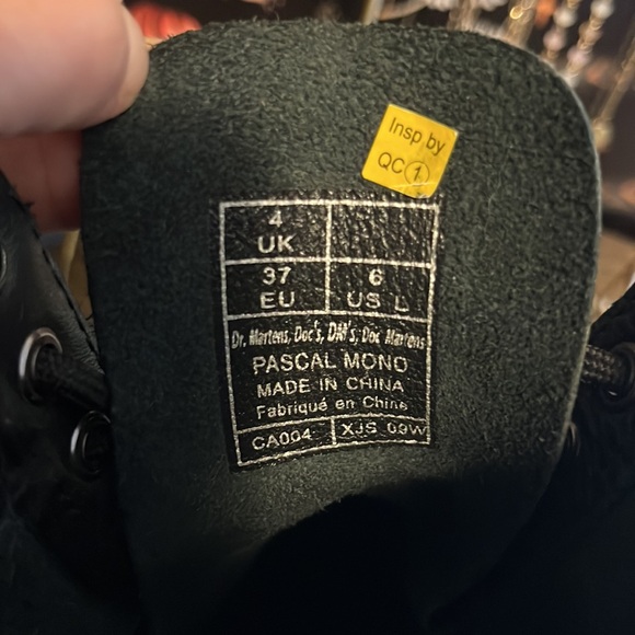 Dr.Martens 1460 pascal mono Lace up boots women’s size 6 never worn - Picture 4 of 5